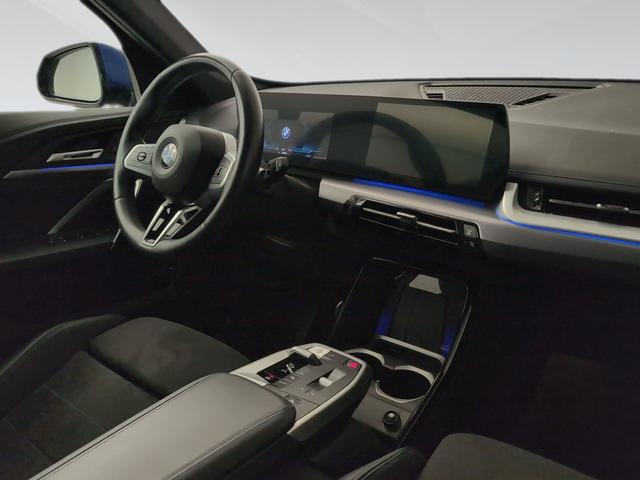 BMW X1 sDrive20i color Azul. Año 2024. 125KW(170CV). Gasolina. En concesionario Automotor Premium Marbella - Málaga de Málaga