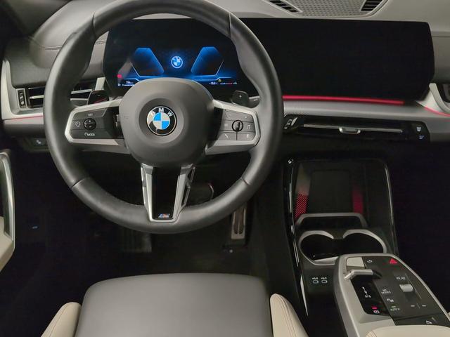 BMW X2 sDrive18d color Negro. Año 2024. 110KW(150CV). Diésel. En concesionario Automotor Premium Viso - Málaga de Málaga