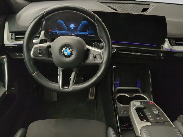 BMW X1 sDrive20i color Negro. Año 2023. 125KW(170CV). Gasolina. En concesionario Automotor Premium Marbella - Málaga de Málaga
