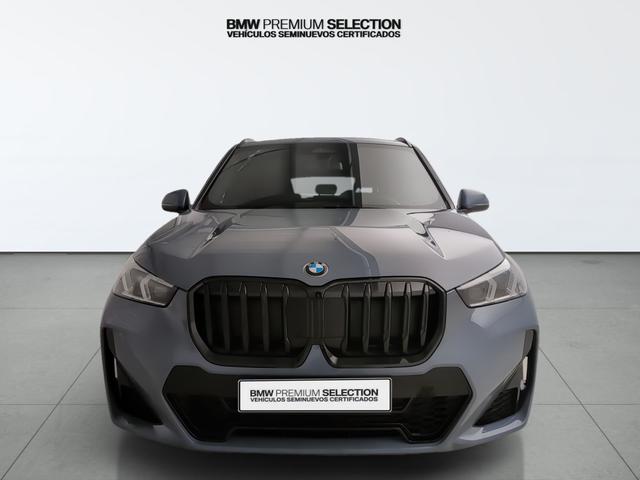 BMW X1 sDrive20i color Gris. Año 2024. 125KW(170CV). Gasolina. En concesionario Automotor Premium Viso - Málaga de Málaga