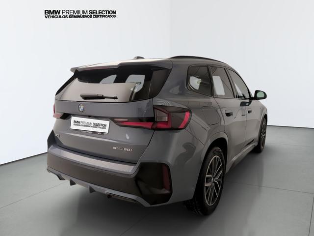 BMW X1 sDrive20i color Gris. Año 2024. 125KW(170CV). Gasolina. En concesionario Automotor Premium Viso - Málaga de Málaga