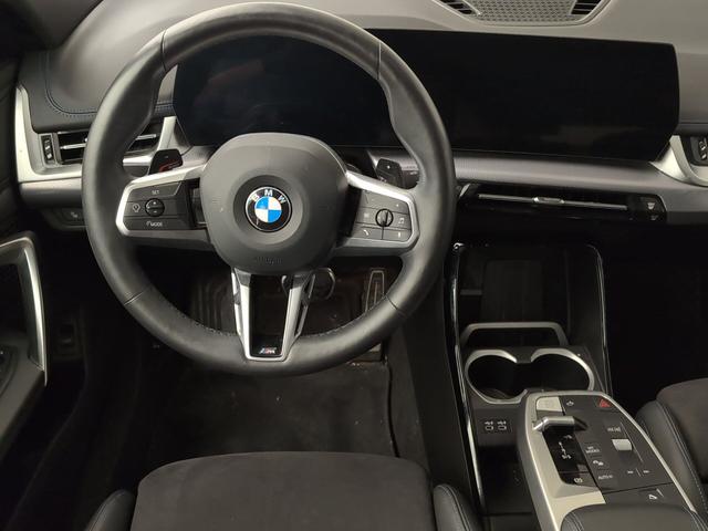 BMW X1 sDrive20i color Gris. Año 2024. 125KW(170CV). Gasolina. En concesionario Automotor Premium Viso - Málaga de Málaga