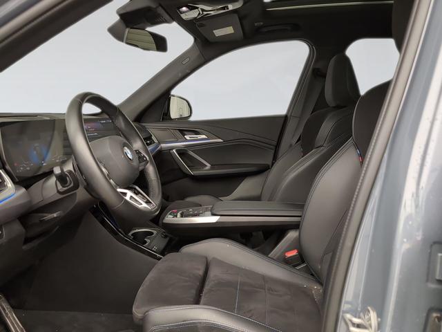 BMW X1 sDrive20i color Gris. Año 2024. 125KW(170CV). Gasolina. En concesionario Automotor Premium Viso - Málaga de Málaga