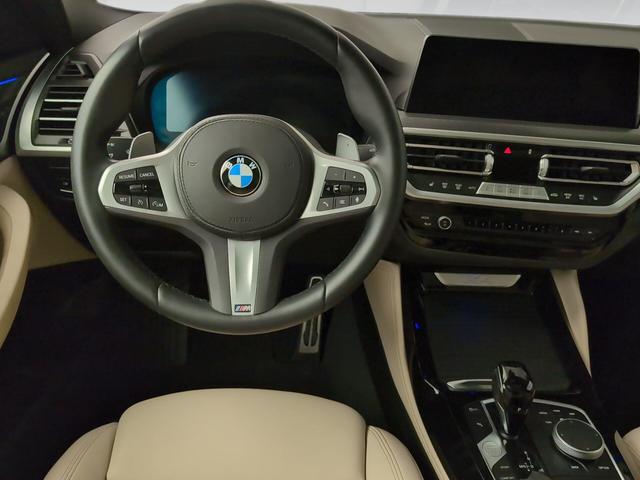BMW X4 xDrive20d color Gris. Año 2024. 140KW(190CV). Diésel. En concesionario Automotor Premium Marbella - Málaga de Málaga