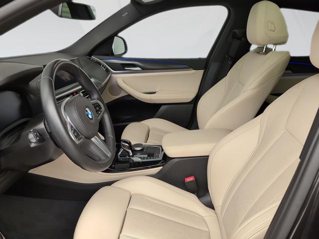 BMW X4 xDrive20d color Gris. Año 2024. 140KW(190CV). Diésel. En concesionario Automotor Premium Marbella - Málaga de Málaga
