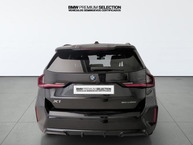 BMW X1 sDrive20i color Negro. Año 2024. 125KW(170CV). Híbrido Electro/Gasolina. En concesionario Automotor Premium Viso - Málaga de Málaga