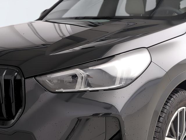 BMW X1 sDrive20i color Negro. Año 2024. 125KW(170CV). Híbrido Electro/Gasolina. En concesionario Automotor Premium Viso - Málaga de Málaga