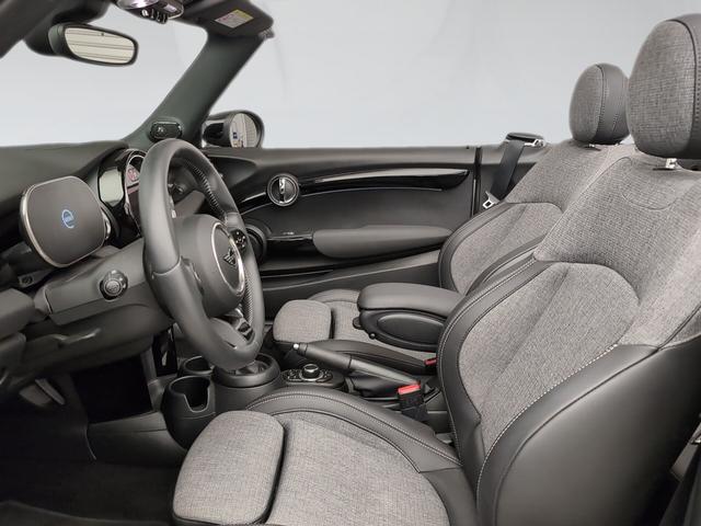 fotoG 11 del MINI MINI Cabrio Cooper 100 kW (136 CV) 136cv Gasolina del 2024 en Málaga