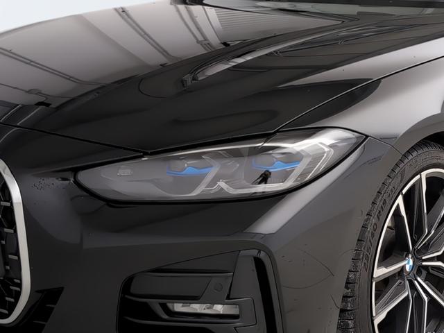 BMW Serie 4 420d Cabrio color Negro. Año 2024. 140KW(190CV). Diésel. En concesionario Automotor Premium Velázquez - Málaga de Málaga