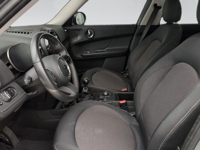 fotoG 11 del MINI MINI Countryman Cooper 100 kW (136 CV) 136cv Gasolina del 2021 en Málaga