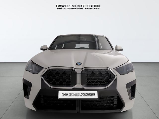 BMW X2 sDrive20i color Blanco. Año 2024. 125KW(170CV). Gasolina. En concesionario Automotor Premium Marbella - Málaga de Málaga