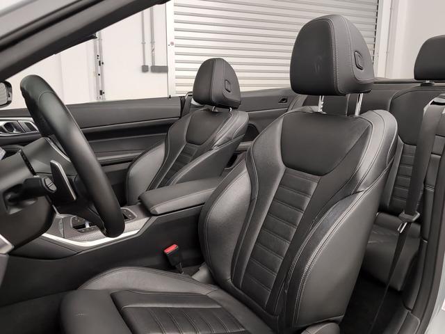 BMW Serie 4 420d Cabrio color Gris. Año 2024. 140KW(190CV). Diésel. En concesionario Automotor Premium Marbella - Málaga de Málaga