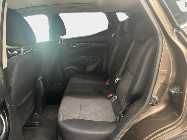 Nissan Qashqai DIG-T 115 Visia 4x2 85 kW (115 CV)