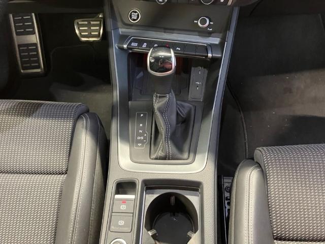 Audi Q3 Black line 35 TDI 110 kW (150 CV) S tronic