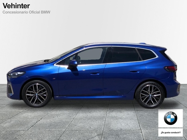 BMW Serie 2 218i Active Tourer color Azul. Año 2022. 100KW(136CV). Gasolina. En concesionario Vehinter Getafe de Madrid