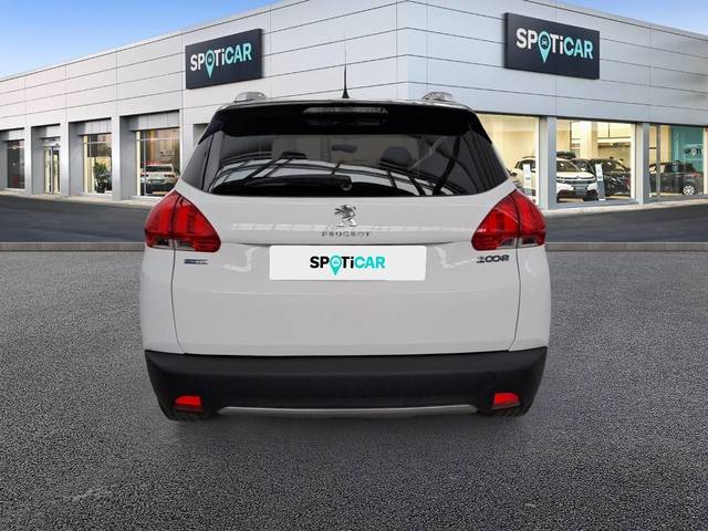 Peugeot 2008 PureTech 110 S&S Allure 81 kW (110 CV)