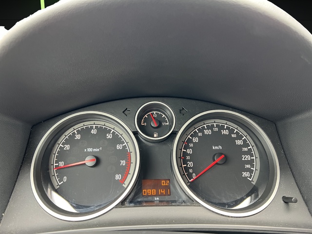 Opel Astra 1.6 Enjoy 77 kW (105 CV)
