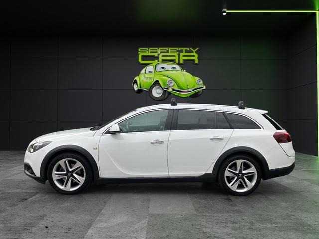 Opel Insignia Sports Tourer 2.0 CDTI Biturbo Country Tourer 4x4 Auto 143 kW (195 CV)