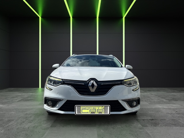Renault Megane Sport Tourer Tech Road Energy TCe 97 kW (130 CV)