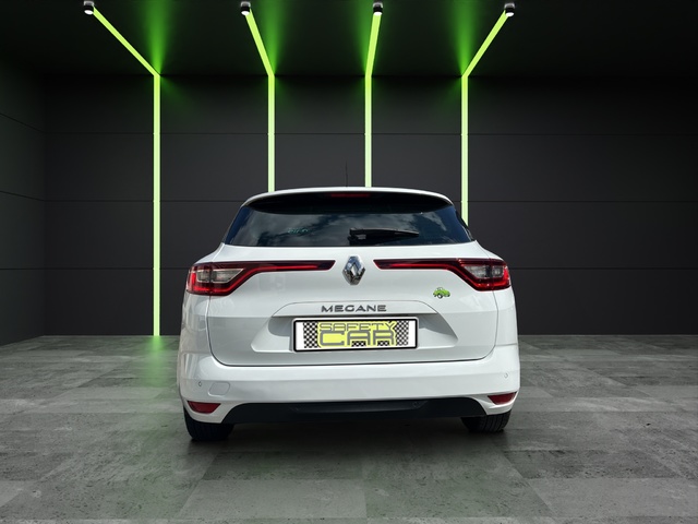 Renault Megane Sport Tourer Tech Road Energy TCe 97 kW (130 CV)