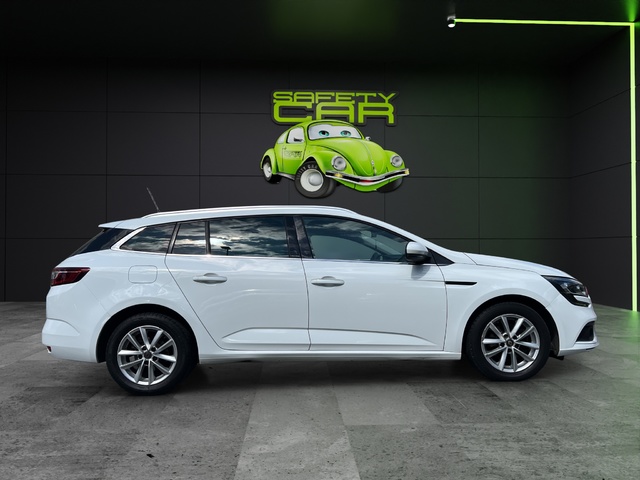Renault Megane Sport Tourer Tech Road Energy TCe 97 kW (130 CV)