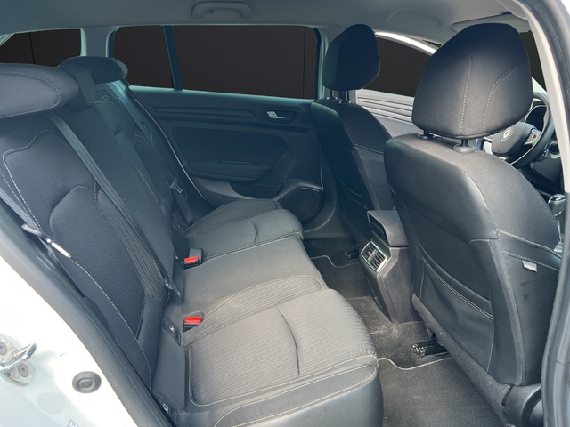 Renault Megane Sport Tourer Tech Road Energy TCe 97 kW (130 CV)