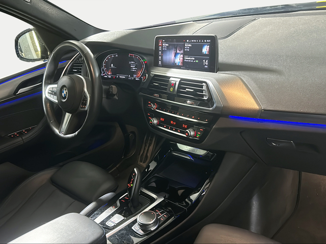 BMW X3 xDrive20d color Azul. Año 2021. 140KW(190CV). Diésel. En concesionario San Pablo Motor | Su Eminencia de Sevilla