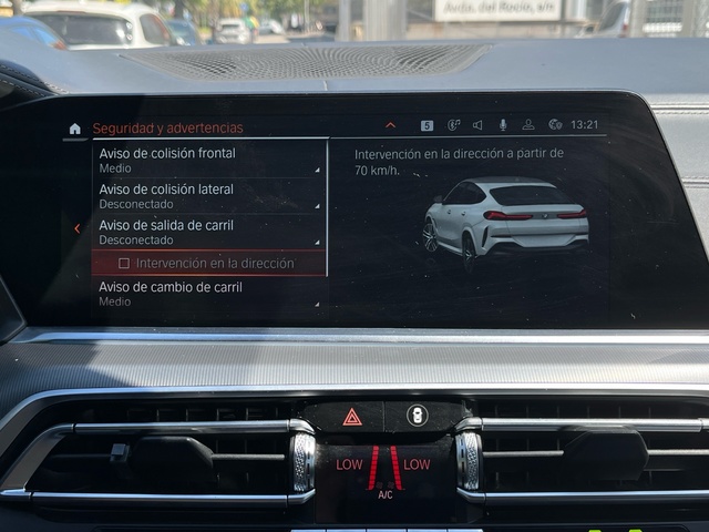 BMW X6 xDrive30d color Blanco. Año 2020. 195KW(265CV). Diésel. En concesionario Murcia Premium S.L. AV DEL ROCIO de Murcia