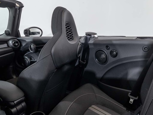 fotoG 22 del MINI MINI Cabrio John Cooper Works 170 kW (231 CV) 231cv Gasolina del 2023 en Girona