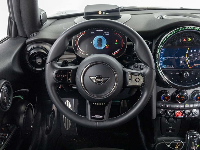 fotoG 40 del MINI MINI Cabrio John Cooper Works 170 kW (231 CV) 231cv Gasolina del 2023 en Girona