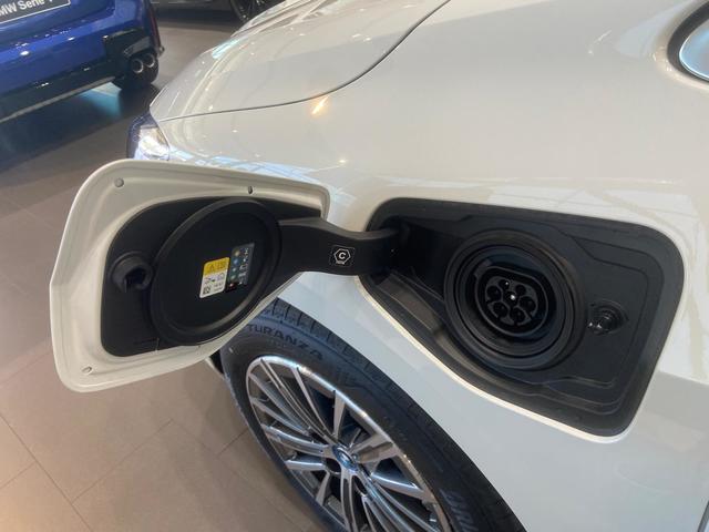 BMW Serie 2 225e Active Tourer color Blanco. Año 2025. 180KW(245CV). Híbrido Electro/Gasolina. En concesionario BYmyCAR Madrid - Alcalá de Madrid