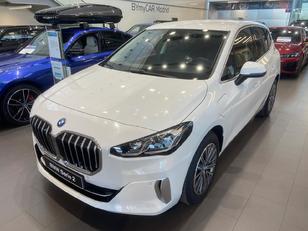 Fotos de BMW Serie 2 225e Active Tourer color Blanco. Año 2025. 180KW(245CV). Híbrido Electro/Gasolina. En concesionario BYmyCAR Madrid - Alcalá de Madrid