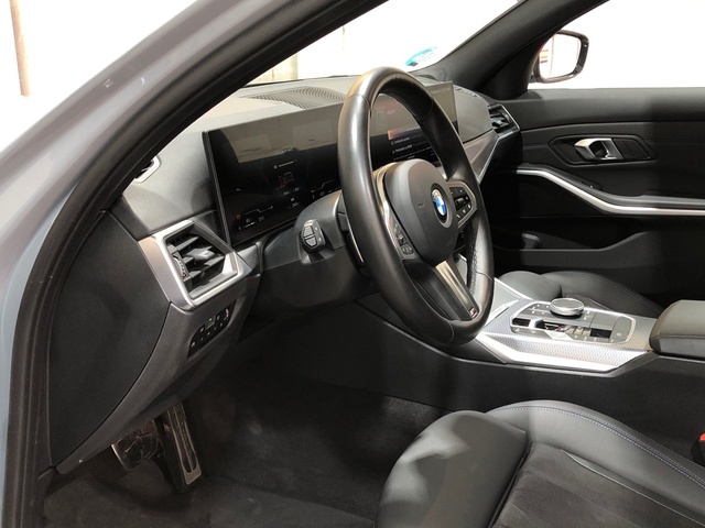 BMW Serie 3 318d Touring color Gris. Año 2024. 110KW(150CV). Diésel. En concesionario Campa - Autoshop de Madrid