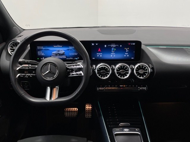 Mercedes-Benz GLA 250 e - 8