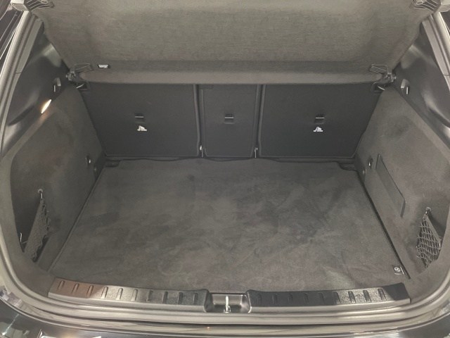 Mercedes-Benz GLA 250 e - 13