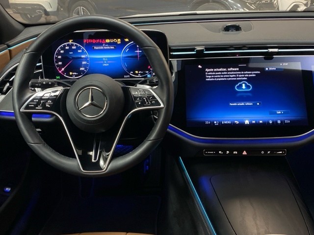 Mercedes-Benz Clase E 300 de Estate - 8