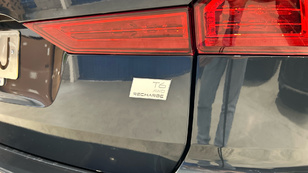 Volvo XC60 T6 Recharge Core AWD Auto 257 kW (350 CV) - 27 Volvo XC60 T6 Ocasión 257 KW (350CV) - 27