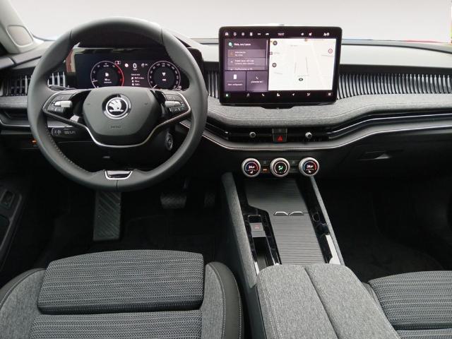 Foto 4 Skoda Superb Combi 1.5 TSI m-HEV Selection DSG 110 kW (150 CV)