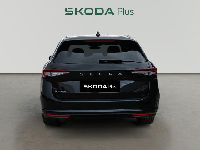 Foto 11 Skoda Superb Combi 1.5 TSI m-HEV Selection DSG 110 kW (150 CV)