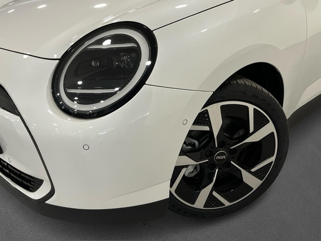 fotoG 5 del MINI MINI 3 Puertas Cooper E 135 kW (184 CV) 184cv Eléctrico del 2025 en Valencia