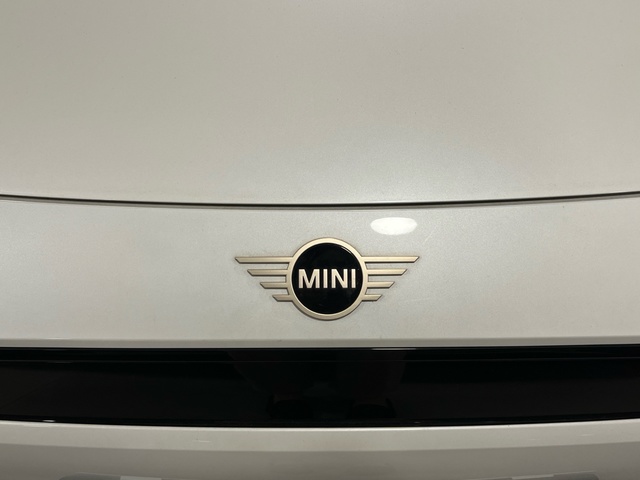 fotoG 16 del MINI MINI 3 Puertas Cooper E 135 kW (184 CV) 184cv Eléctrico del 2025 en Valencia