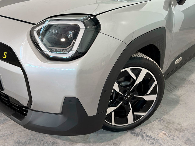 fotoG 5 del MINI MINI Aceman SE 160 kW (218 CV) 218cv Eléctrico del 2025 en Valencia