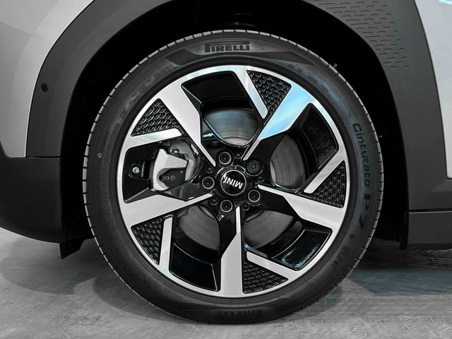 fotoG 15 del MINI MINI Aceman SE 160 kW (218 CV) 218cv Eléctrico del 2025 en Valencia