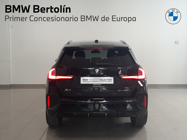 BMW X1 sDrive20d color Negro. Año 2025. 120KW(163CV). Diésel. En concesionario Automoviles Bertolin S.L. de Valencia
