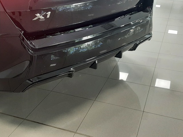 BMW X1 sDrive20d color Negro. Año 2025. 120KW(163CV). Diésel. En concesionario Automoviles Bertolin S.L. de Valencia
