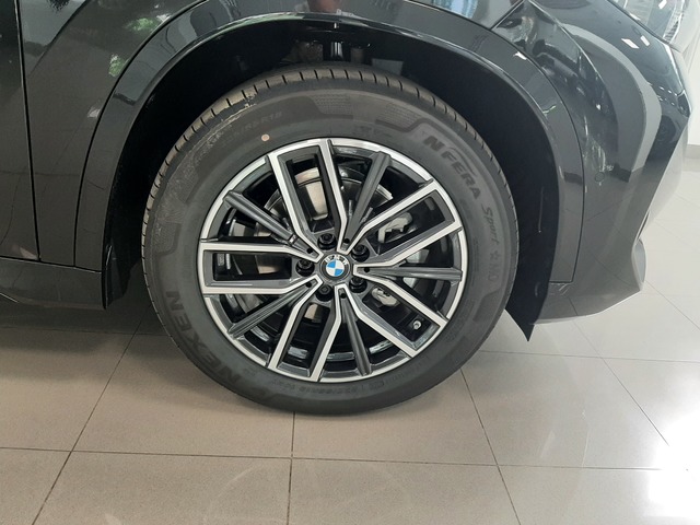 BMW X1 sDrive20d color Negro. Año 2025. 120KW(163CV). Diésel. En concesionario Automoviles Bertolin S.L. de Valencia