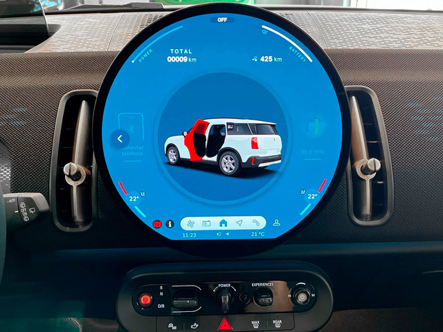 fotoG 12 del MINI MINI Countryman E 150 kW (204 CV) 204cv Eléctrico del 2025 en Valencia
