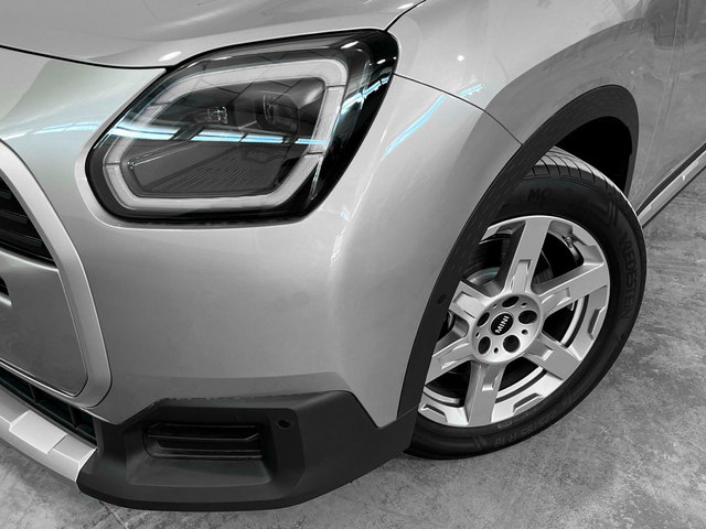 fotoG 5 del MINI MINI Countryman SE ALL4 230 kW (313 CV) 313cv Eléctrico del 2025 en Valencia