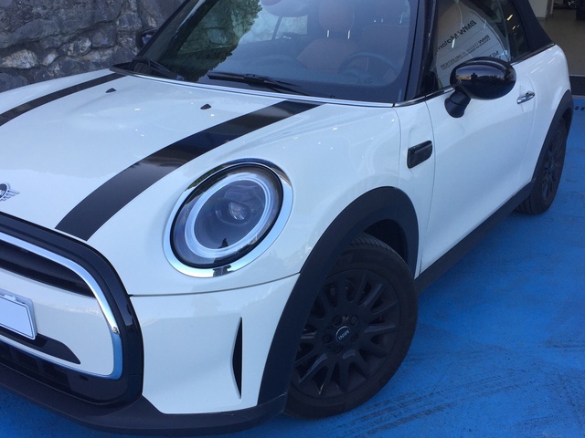 fotoG 5 del MINI MINI Cabrio Cooper 100 kW (136 CV) 136cv Gasolina del 2021 en Cantabria