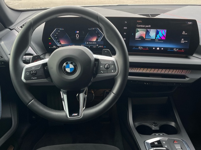 BMW Serie 2 220d Gran Coupe color Blanco. Año 2025. 120KW(163CV). Diésel. En concesionario Grünblau Motor (Bmw y Mini) de Cantabria